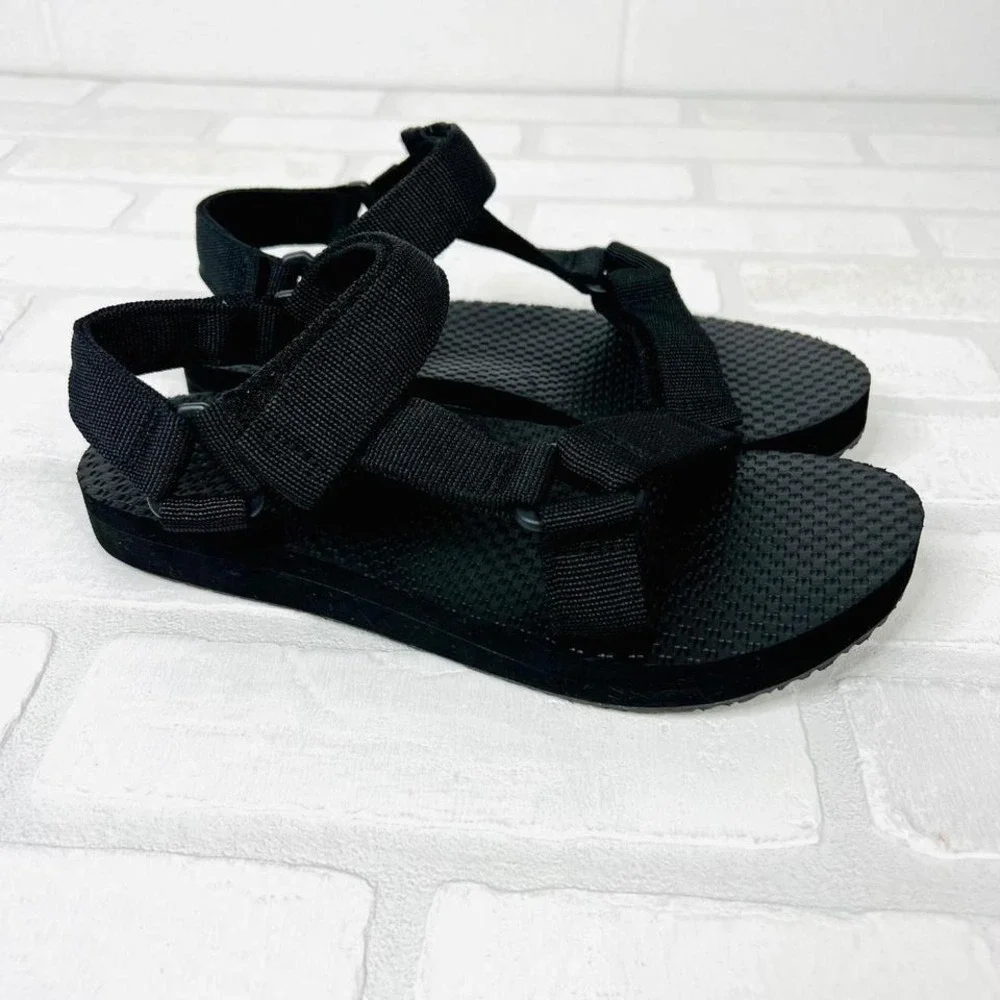 Time and Tru Kids Black Sport Sandals Strappy Adjustable Cushion Sole Platform 5
